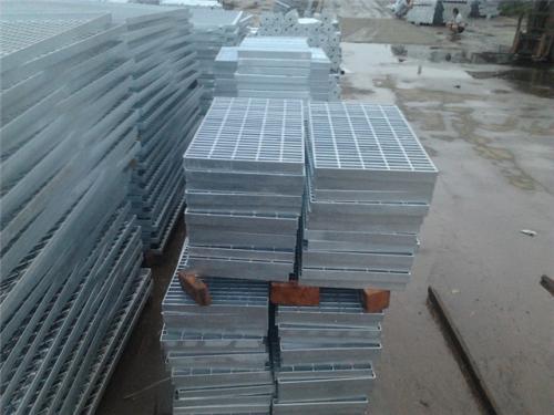 樓梯格柵板規(guī)格