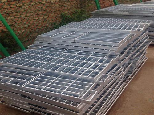 樓梯鍍鋅格柵板