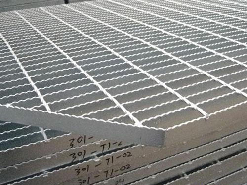 防滑鋼<a href='http://www.xh-th.cn'>格柵板</a>