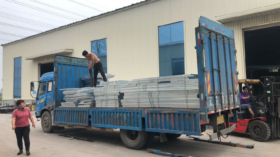 不銹鋼鋼格柵板表面處理