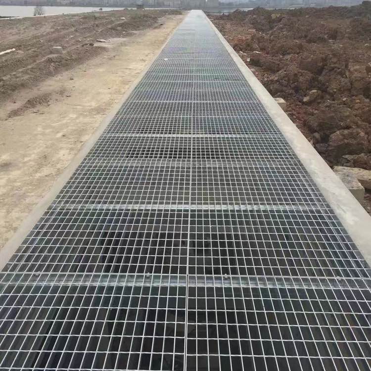 Q235熱鍍鋅鋼格柵蓋板