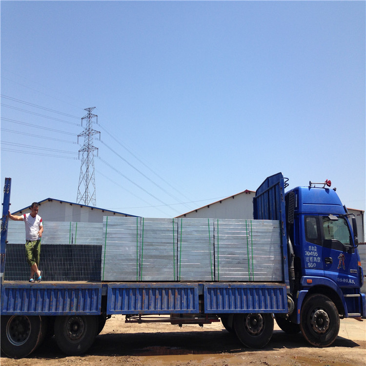 熱鍍鋅鋼格柵板廠