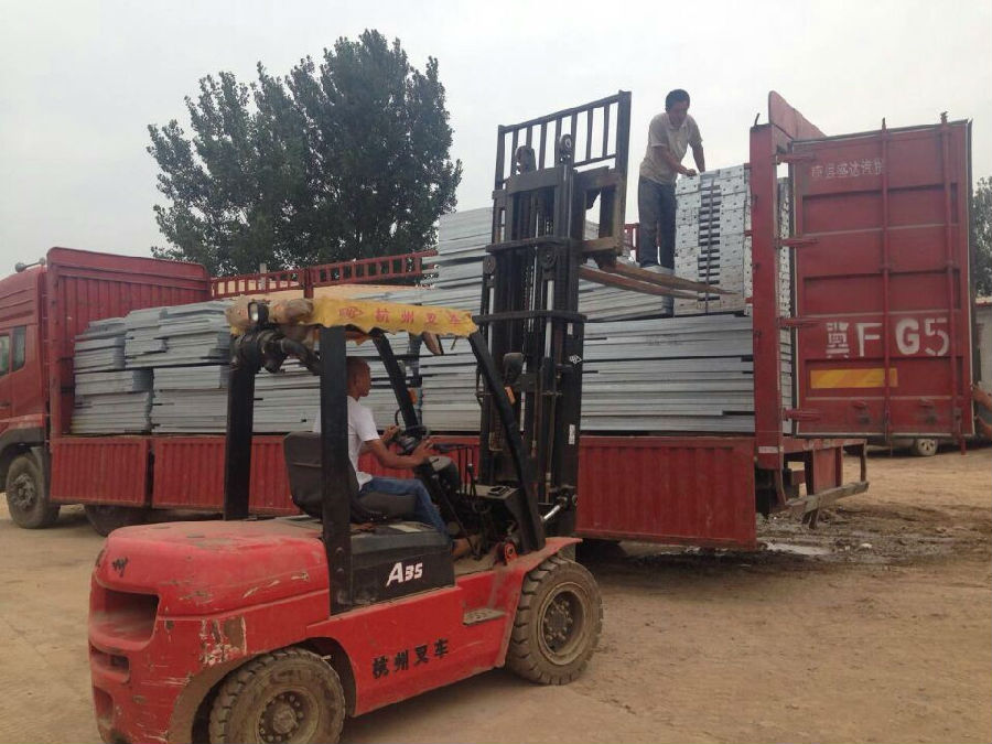 鍍鋅平臺(tái)鋼格柵板規(guī)格